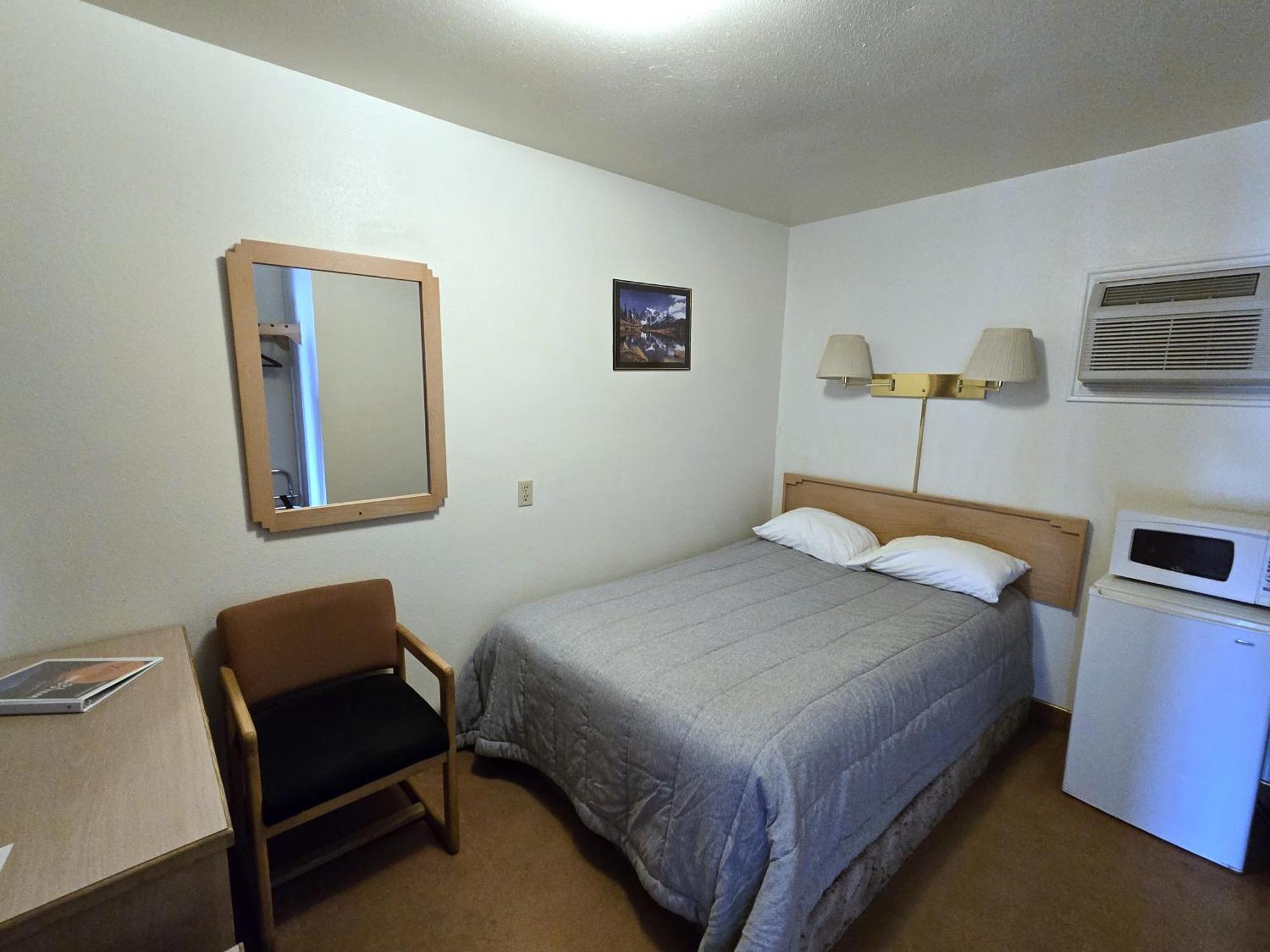 Dove Creek Inn Bagian luar foto
