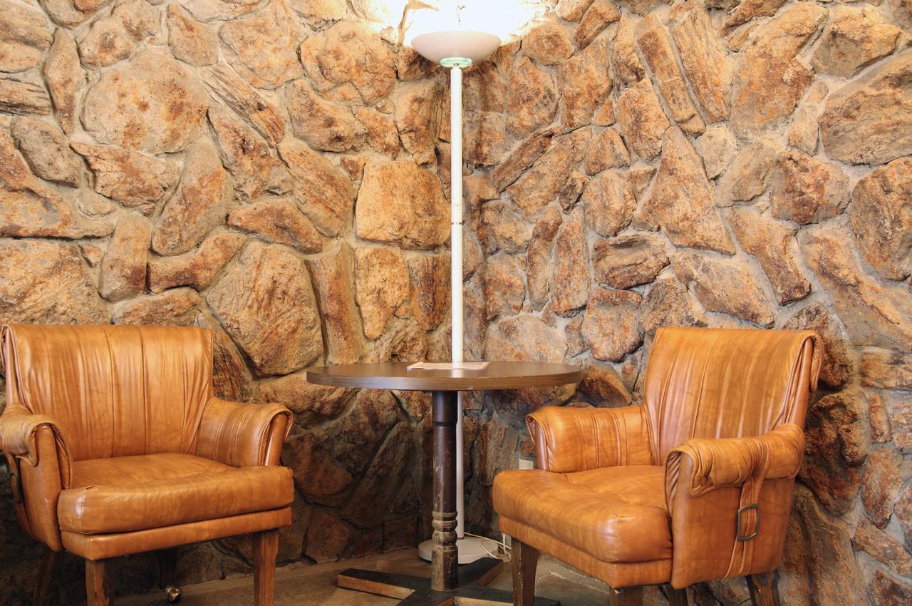Dove Creek Inn Bagian luar foto